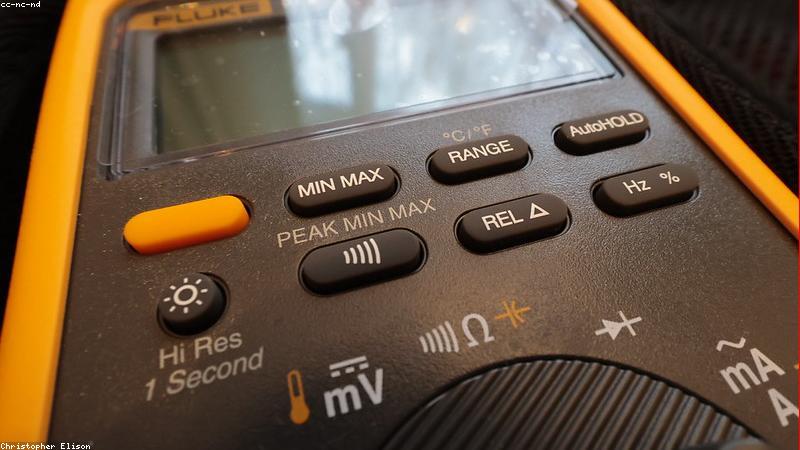 Kaiweets HT118A Multimeter Review: The Best Budget Multimeter of 2025