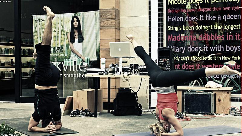 CRZ Yoga Activewear Review 2026: Lululemon Quality at Half the Price?